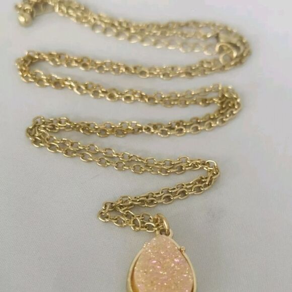 Kendra Scott KS gold Tone Pendant Necklace In Peach Drusy Durzy - Picture 7 of 7